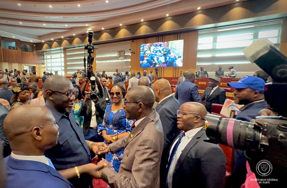 L’AREP honore de sa présence l’investiture du Sénateur Michel Bobanga au Sénat de la RDC